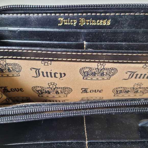 Juicy Couture Brown and Cream Women's Wallet - Picture 9 of 12